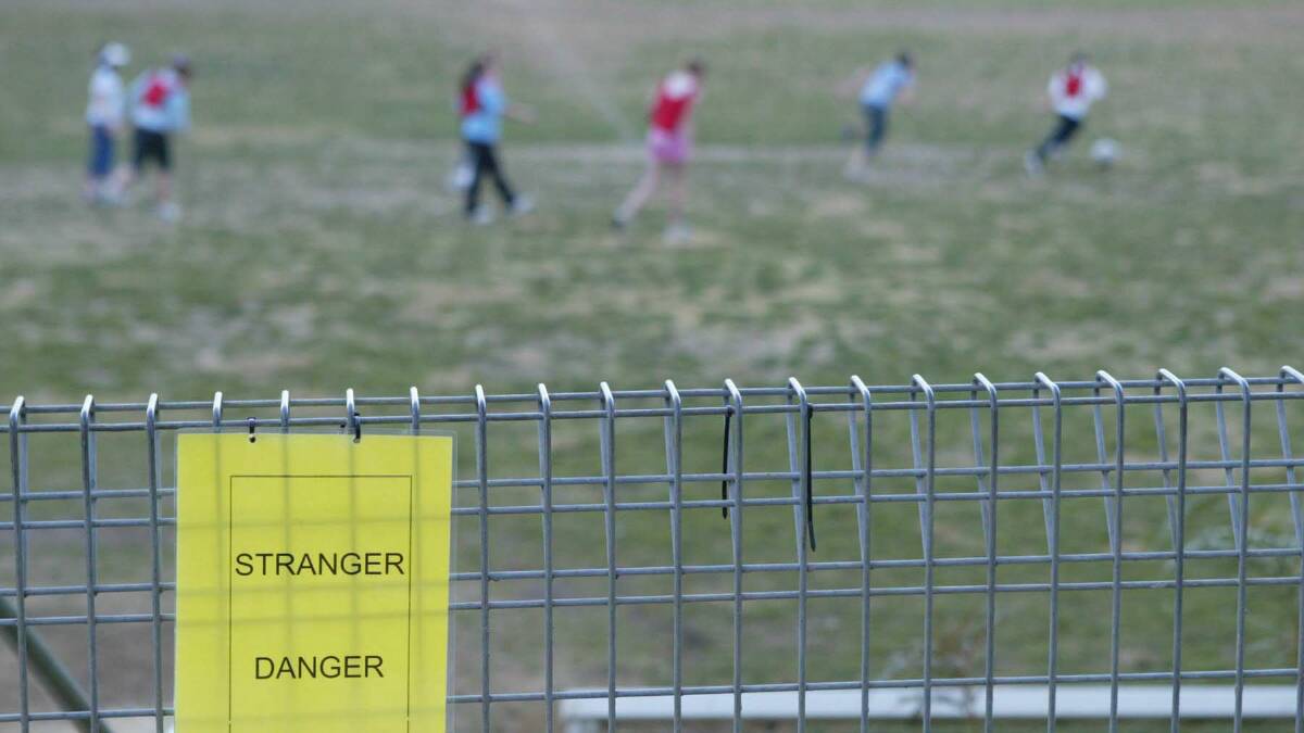 Stranger danger warning; boy, 10 approached in Woonona