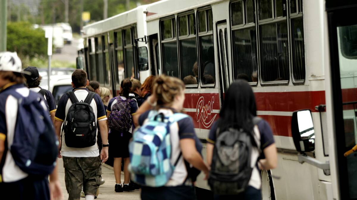Helensburgh parents seek school buses