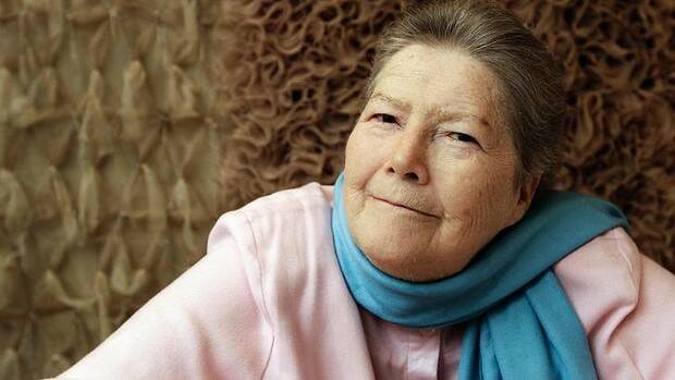 Author Colleen McCullough. Picture: DANIELLE SMITH