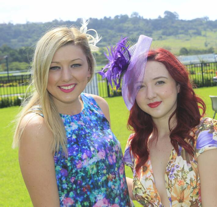 Tess Evert and Steph Cassidy at Kembla Grange Racecourse for Sensational Sunday. Picture: ANDY ZAKELI