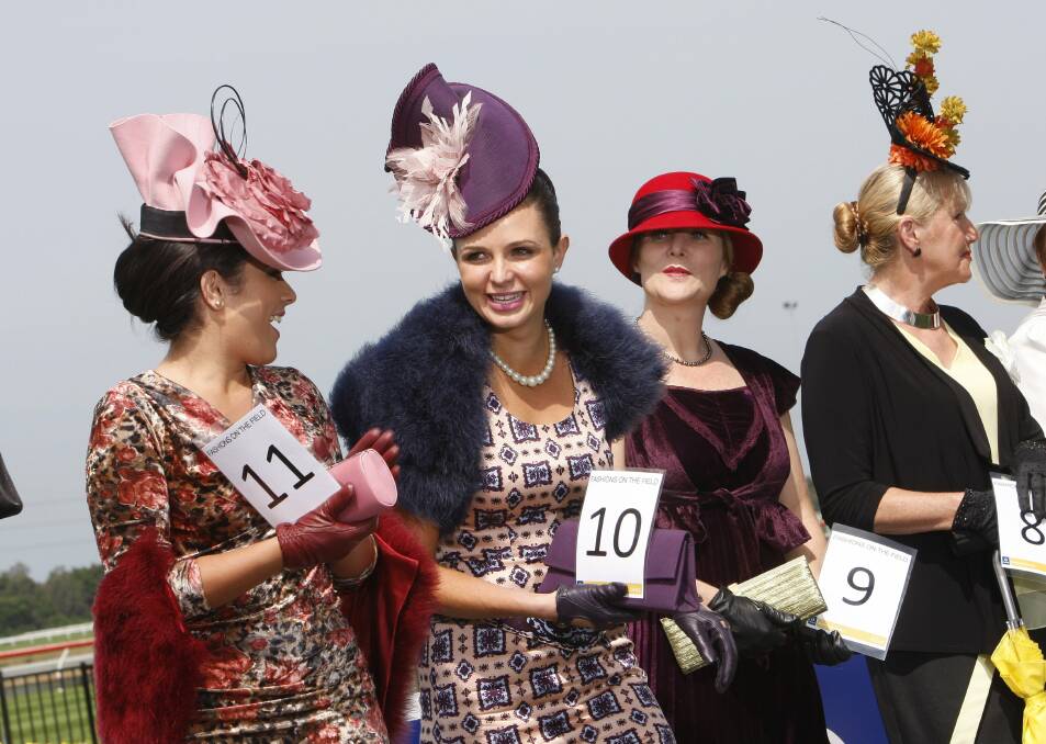 Fashions in the Field classic winner Camilla Piggott (holding the No 10 card). Picture: ANDY ZAKELI