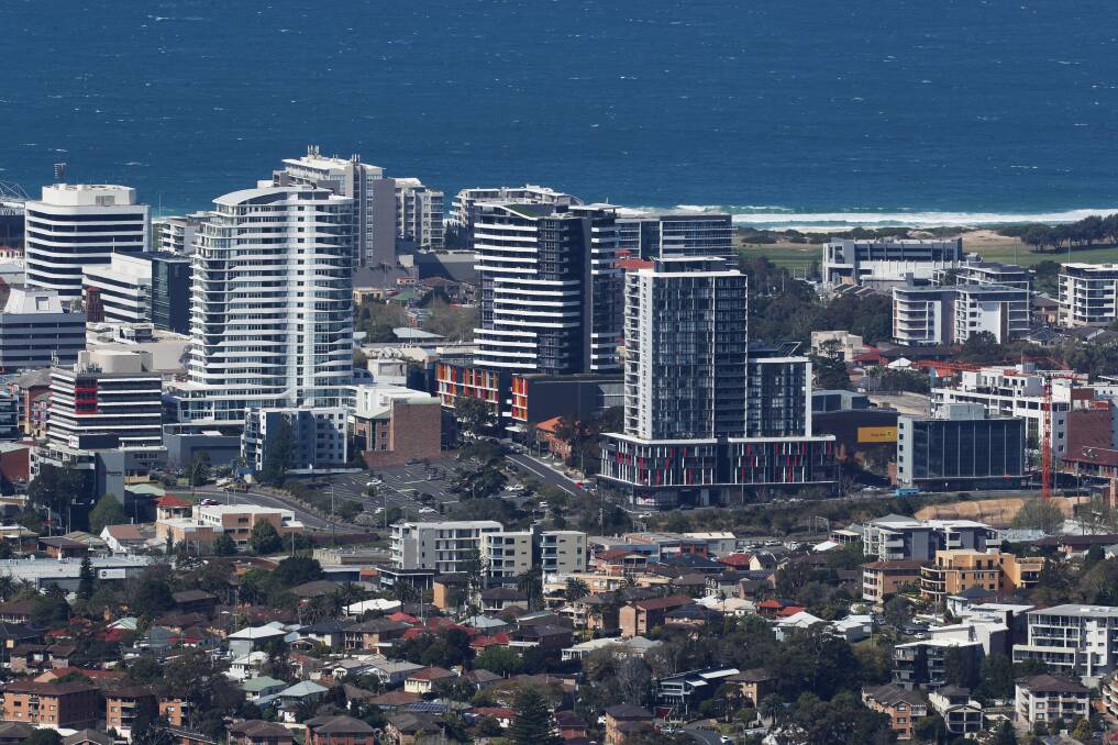 COVID impact on employment: Wollongong has been slightly harder hit by job losses in the present lockdown than Shellharbour and Kiama. Picture: Robert Peet.