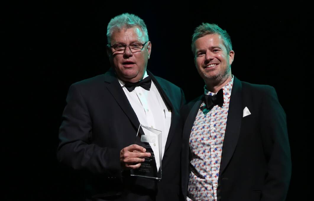 Looking back: Dapto Leagues Club's David Hiscox accepting the Outstanding Business Leader Award from sponsor Access Law Group in 2019. Picture: Greg Ellis.
