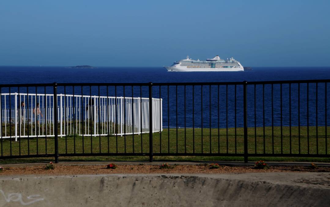 Bon Voyage: Radiance of the Seas leaving Wollongong late Monday afternoon. Picture: Greg Ellis.
