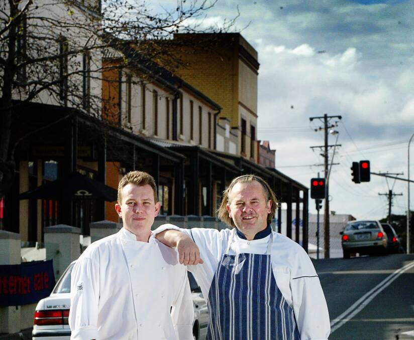 2005: Peter Sheppard of Caveau and Lorenzo Pagnan, of Lorenzo s Diner, after the two restaurants were awarded SMH Good Food Guide hats.

