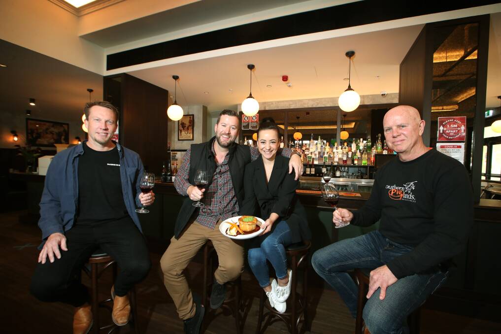 Highlands Pie: Mike Archer, Nikki and Ryan Aitchison and Steve Rosa unveil the all local Highlands Pie at The Illawarral. Picture: Sylvia Liber. 