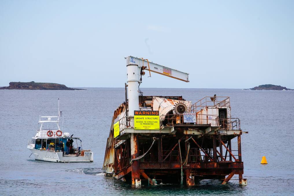 The Oceanlinx wave generator at Oilies beach during an earlier stage of its removal in May 2016. Photo by Adam McLean.
