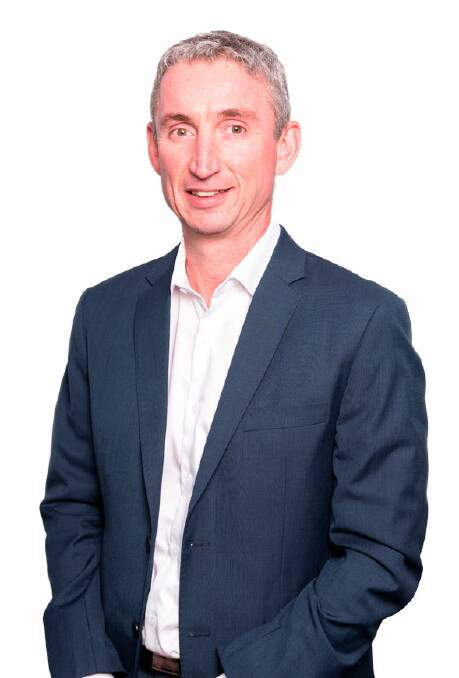 Recognition: Paul Wright is ranked among the top 100 brokers in Australia.
