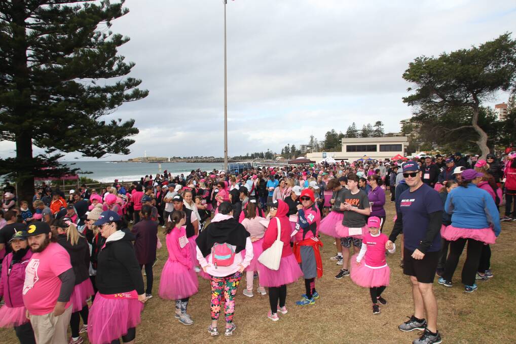 Hundreds expected on Wollongong foreshore: Part of the 1000 strong Mother's Day Classic in 2018 that featured hundreds of tutu's.
