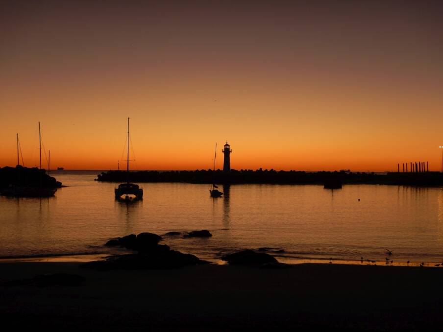 Darkness before the dawn, taken at Wollongong harbour by Hans Haverkamp