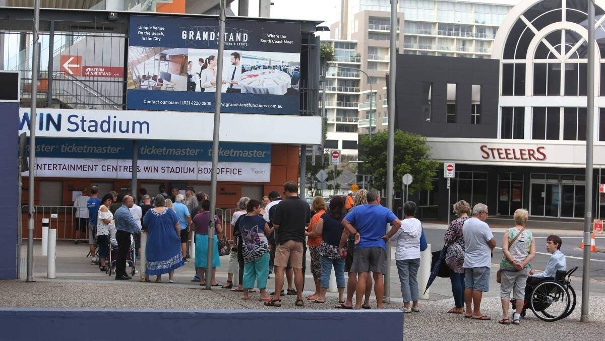 The line-up outside the ticket box at WIN Stadium at 9 am on Tuesday morning. The first punters started lining up at 5 pm on Monday.