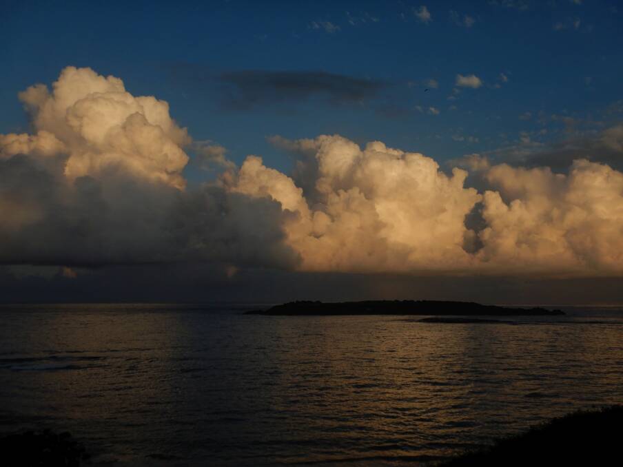 Heavy evening cloud over Rabbit Island by Hans Haverkamp 