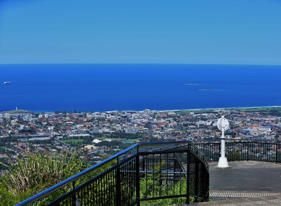 This outlook would be on the doorstep of the planned pop-up Mount Keira kiosk. Wollongong City Council is calling for tenders to operate the facility. 