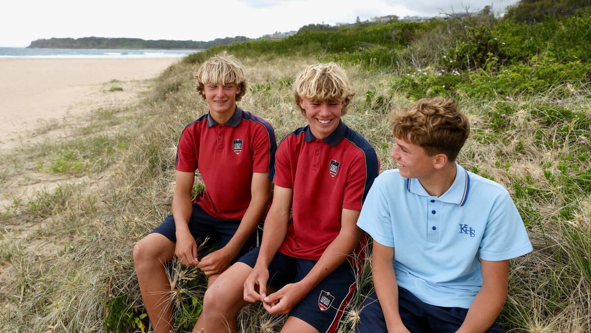 George Kalajzich, Lucas Mak and Dax Cairncross at Jones Beach following their dramatic rescue of two Sydney teens. Picture by Adam McLean