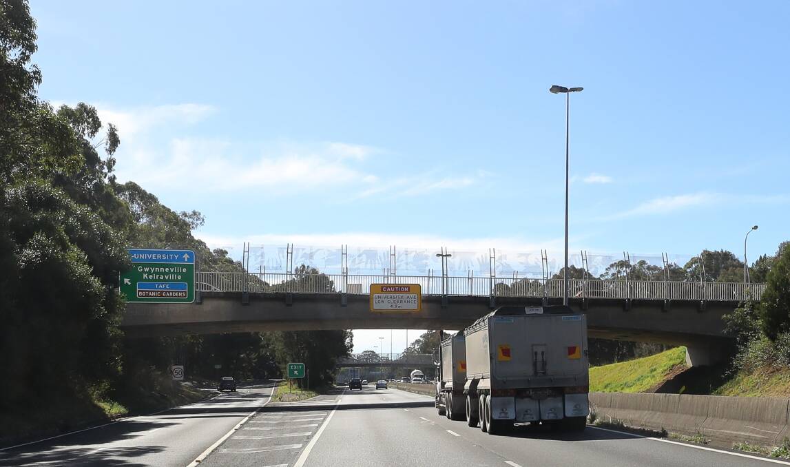 The University Avenue overpass across the M1 Princes Motorway. Picture by Robert Peet
