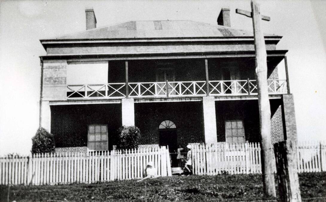 Historic Keera Vale in 1932 with the balcony that has now gone. Picture: WOLLONGONG CITY LIBRARY AND THE ILLAWARRA HISTORICAL SOCIETY