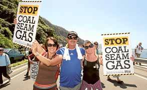 3000 protesters march against coal seam gas mining