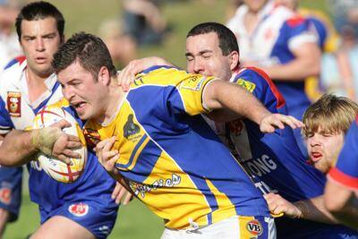 Warilla's Luke Roberts does the hard yards. Pictures: GREG TOTMAN