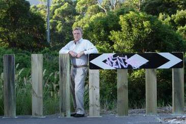 Murray Jones says Stockland has reneged on a promise to build a second road from its Thirroul estate. Picture: KEN ROBERTSON