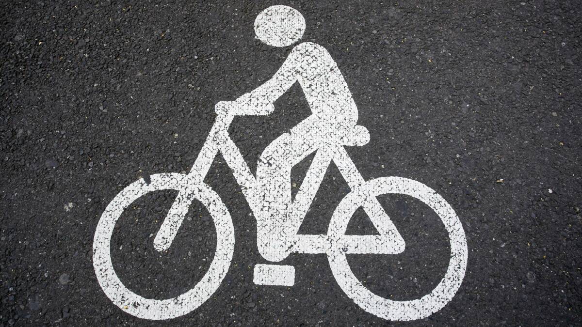 Call for national law on overtaking distance as cyclist deaths double