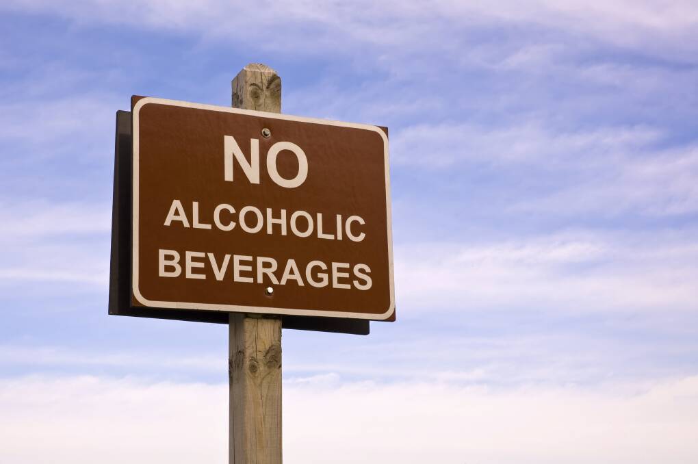 Alcohol-free zones mooted by Wollongong council