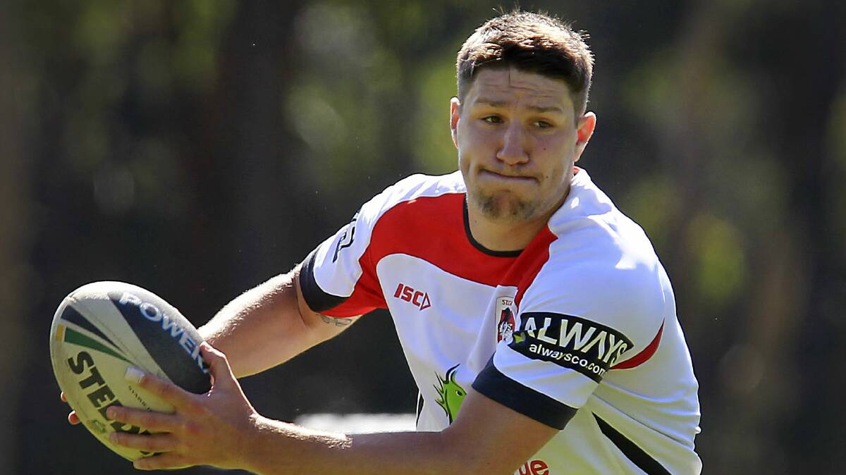 New Dragons five-eighth Gareth Widdop performed strongly in his first hit-out for the Red V last night.