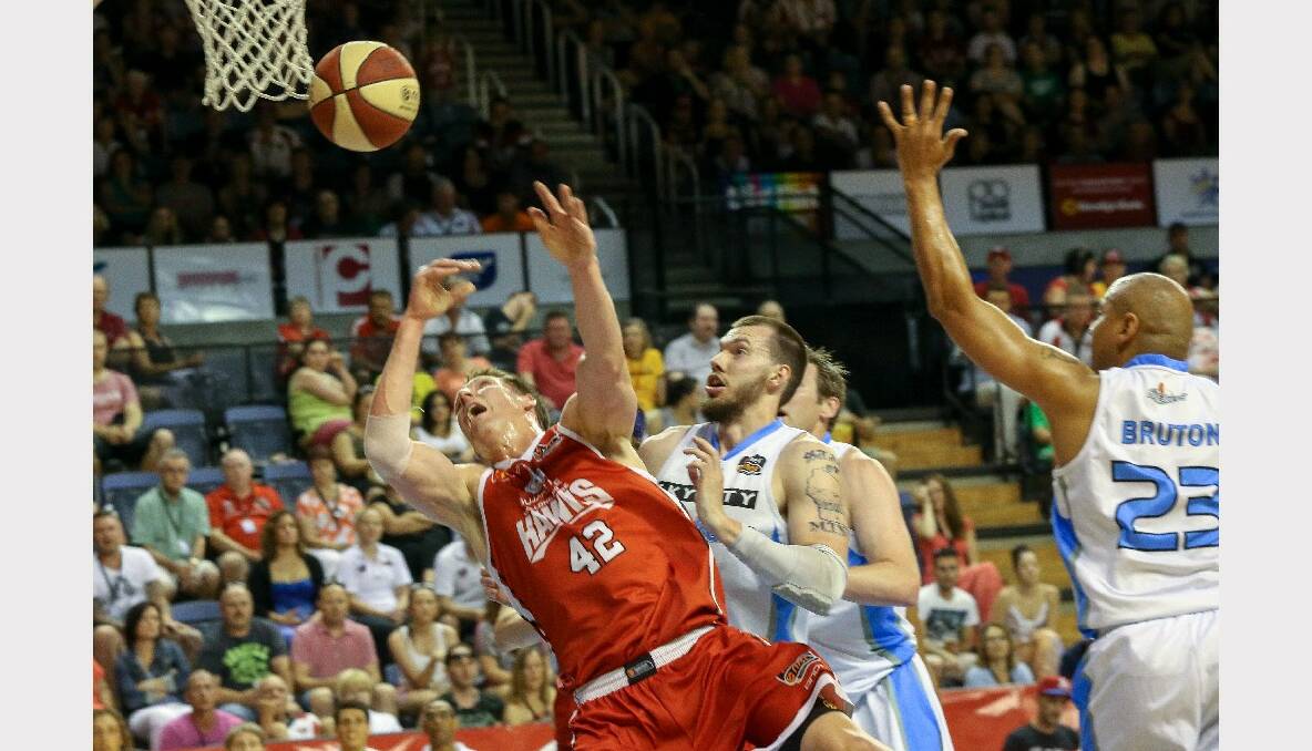 The Hawks lost 91-74 to the NZ Breakers. Pictures: ADAM McLEAN