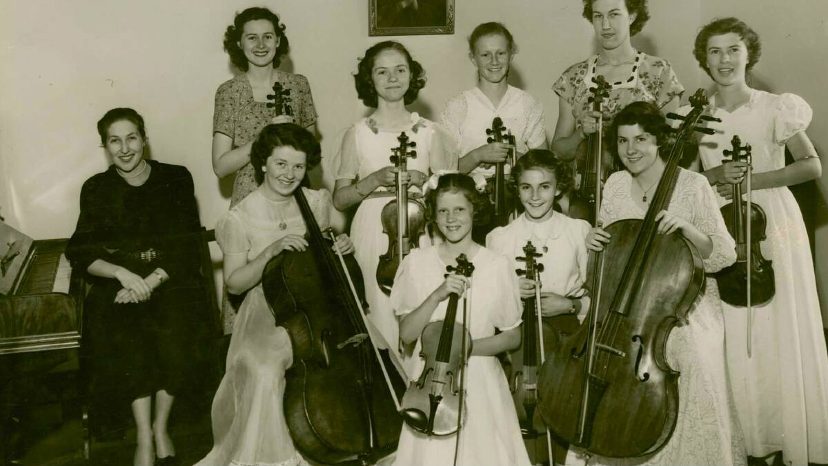 A string ensemble from 1948.