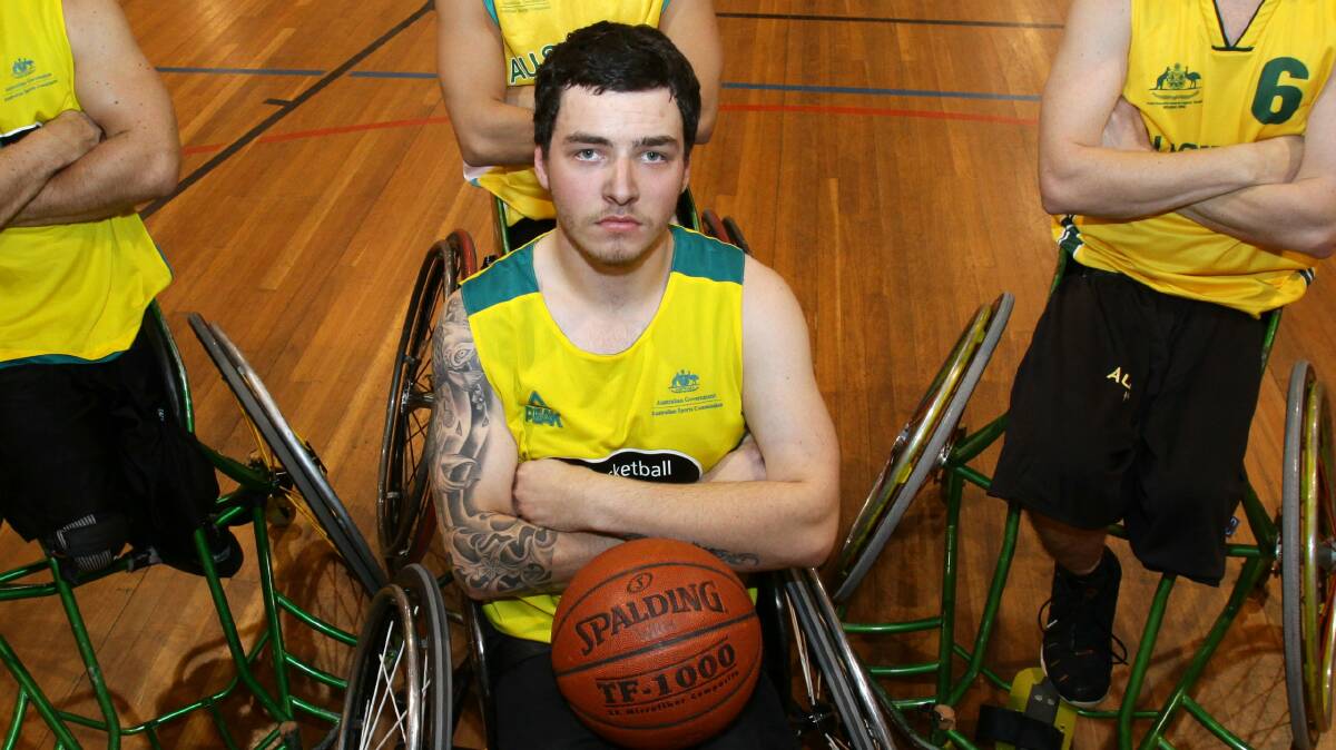 Dapto basketballer Luke Pople has been selected for the Australian wheelchair squad. 