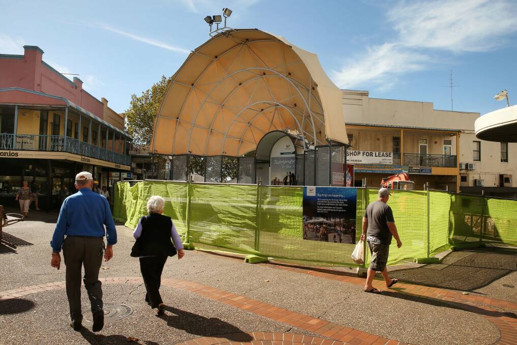 GALLERY: Crown St Mall amphitheatre is history