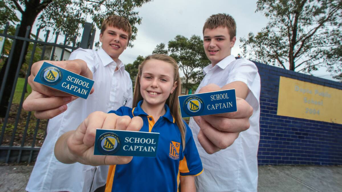 The Severn siblings Zac, 14, Holly, 11, and Dylan, 16. Picture: ADAM McLEAN