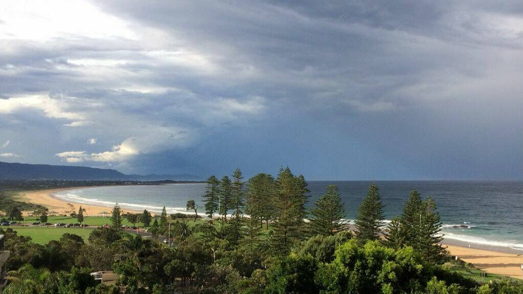 The storm over Wollongong. Picture: PHILLIP RYAN