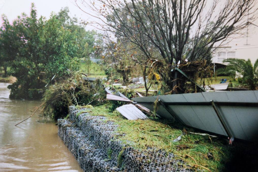 PHOTOS: Memories of 1998 flood still raw