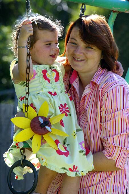 Tarrawanna mum Yvonne Haynes with daughter Breeanna, 3, whose life was saved by a liver transplant.