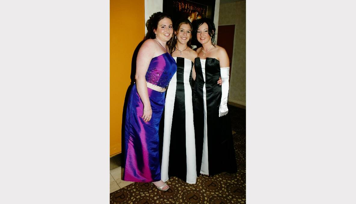 Illawarra Sports High, 2003: Kellie Fernie, Louise Dorahy and Chloe Montgomery.
