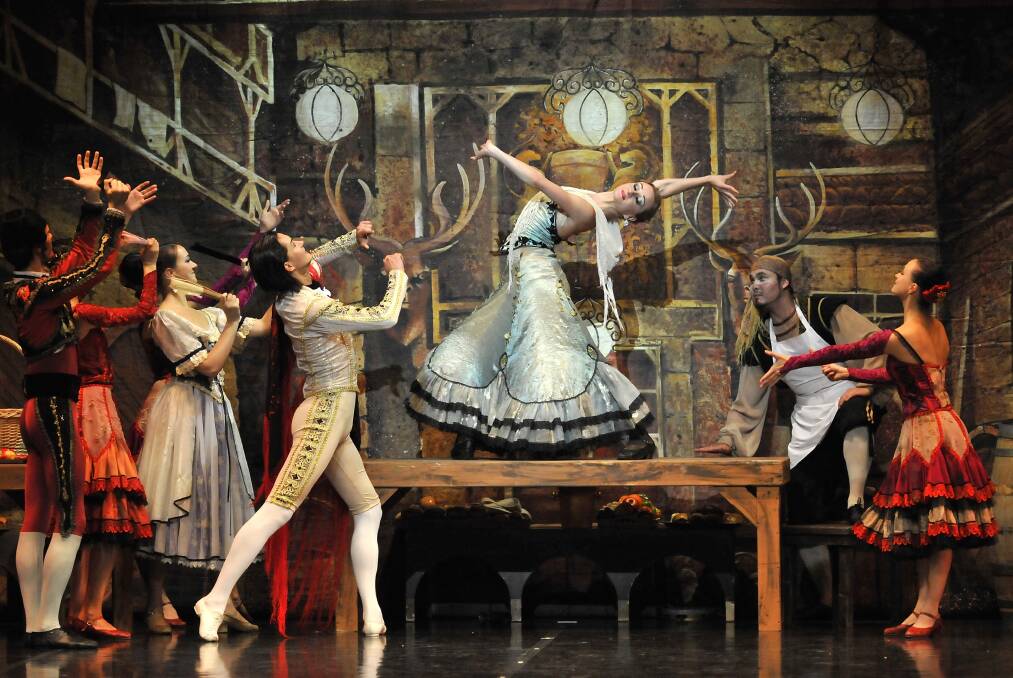 Russian ballet company tiptoes into Wollongong