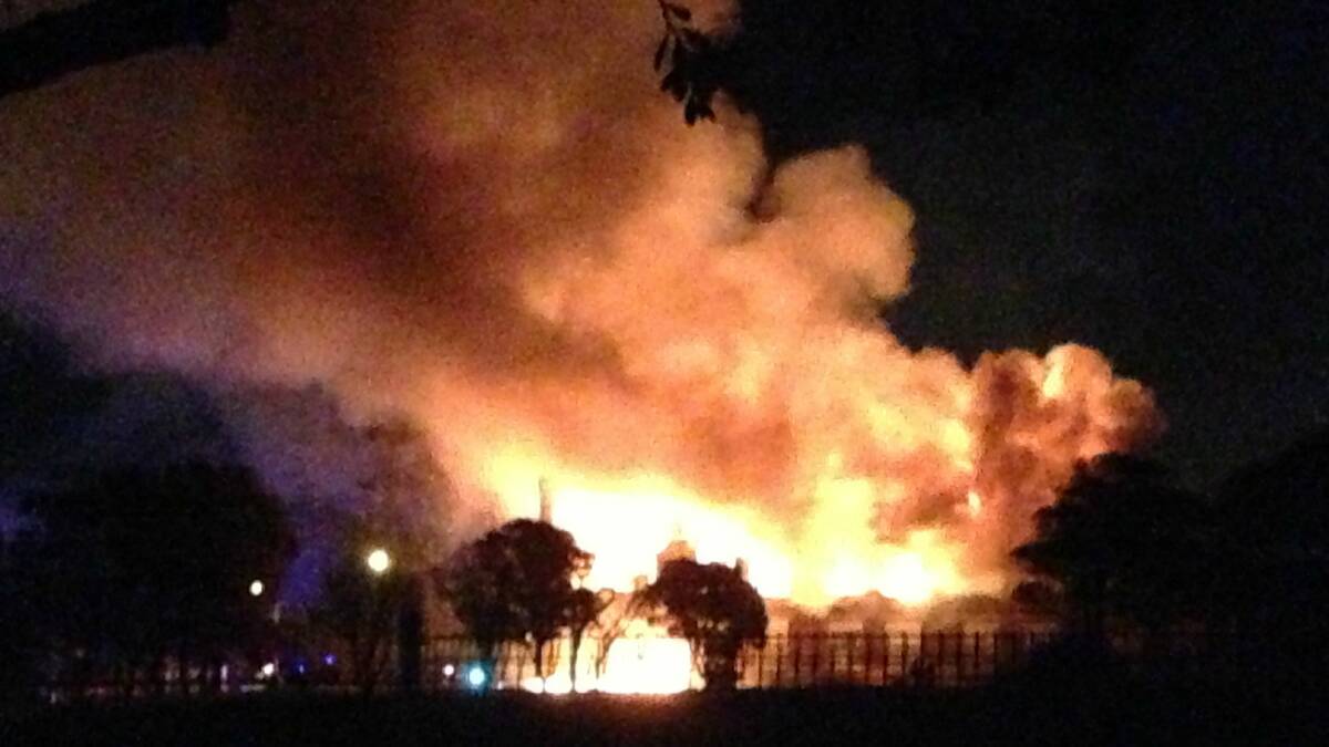 The old Port Kembla Public School in Military Road on fire early this morning. Picture: JAKE GONZALEZ 
